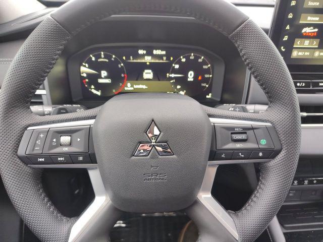 new 2025 Mitsubishi Outlander car, priced at $40,100
