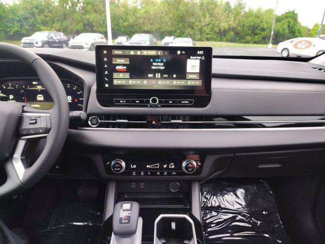 new 2025 Mitsubishi Outlander car, priced at $40,100