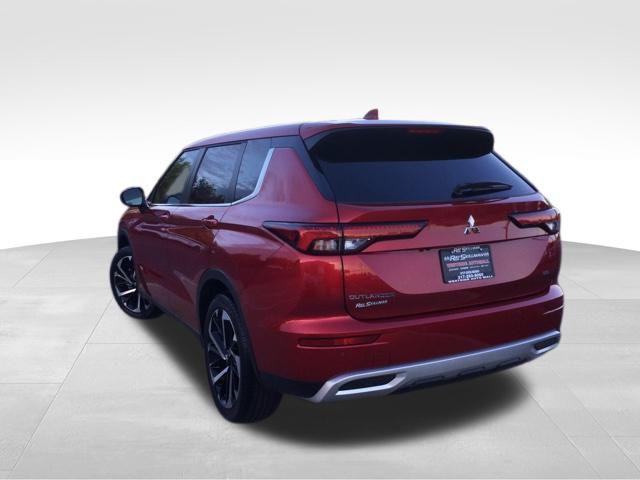 new 2024 Mitsubishi Outlander car, priced at $38,465