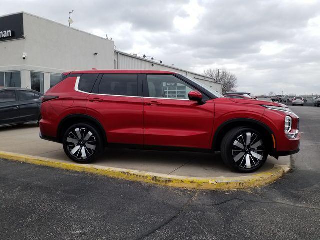 new 2025 Mitsubishi Outlander car, priced at $37,415