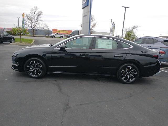 new 2024 Hyundai Sonata car, priced at $30,760