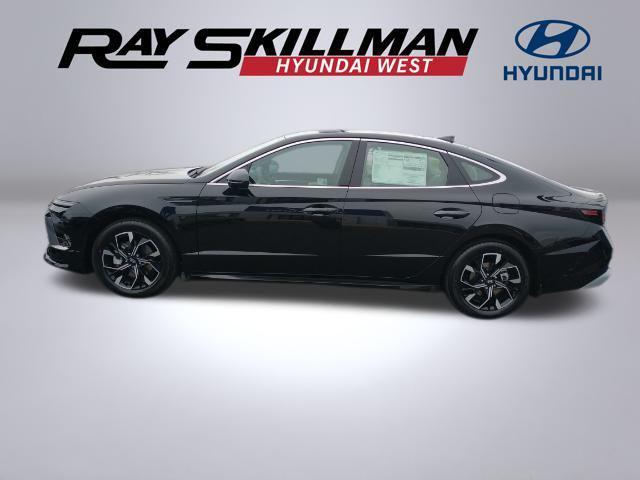 new 2024 Hyundai Sonata car, priced at $28,558