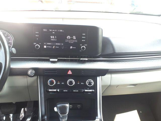 used 2022 Kia Carnival car, priced at $30,900