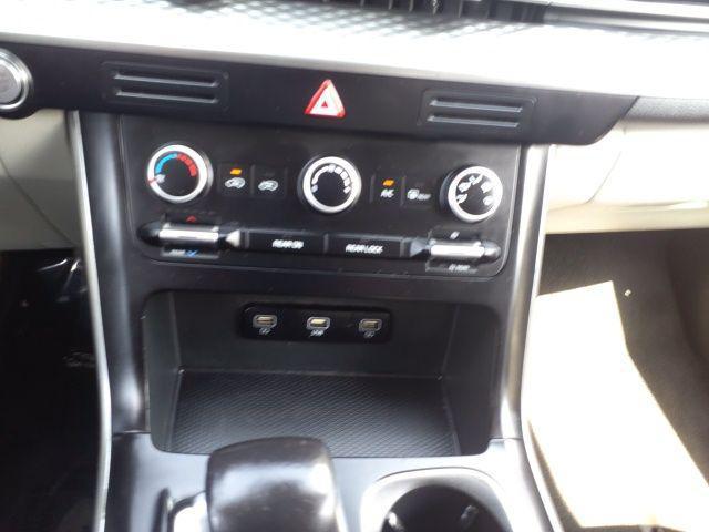 used 2022 Kia Carnival car, priced at $30,900