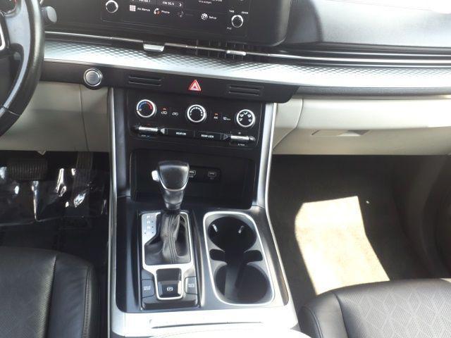 used 2022 Kia Carnival car, priced at $30,900