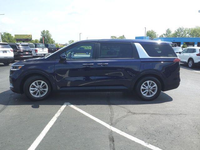 used 2022 Kia Carnival car, priced at $30,900