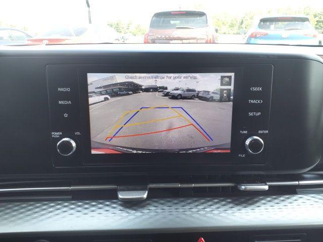 used 2022 Kia Carnival car, priced at $30,900
