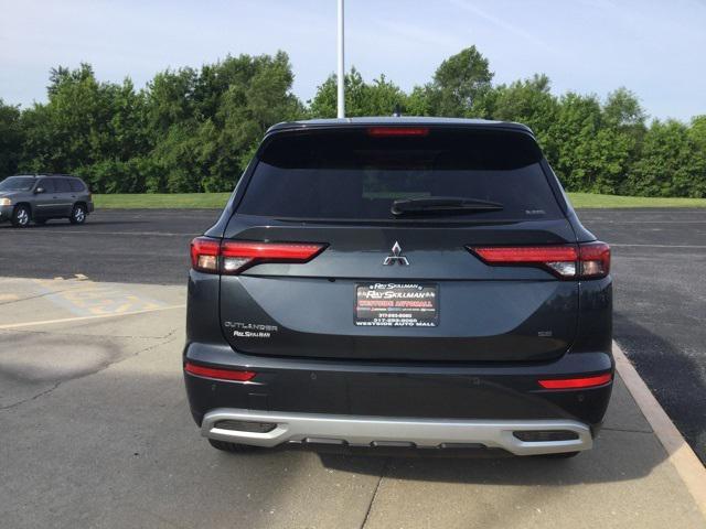 new 2024 Mitsubishi Outlander car, priced at $37,435