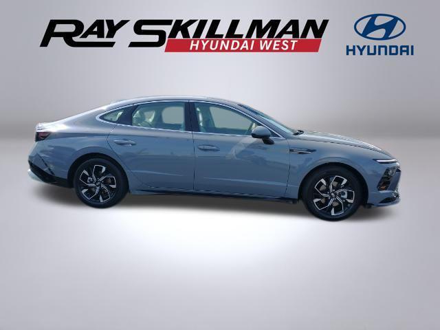 new 2024 Hyundai Sonata car, priced at $28,513