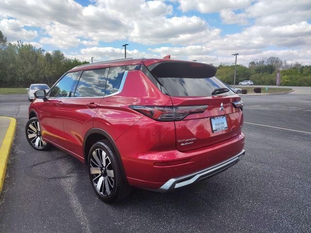new 2025 Mitsubishi Outlander car, priced at $43,175
