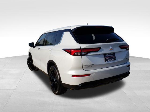 new 2024 Mitsubishi Outlander car, priced at $38,285