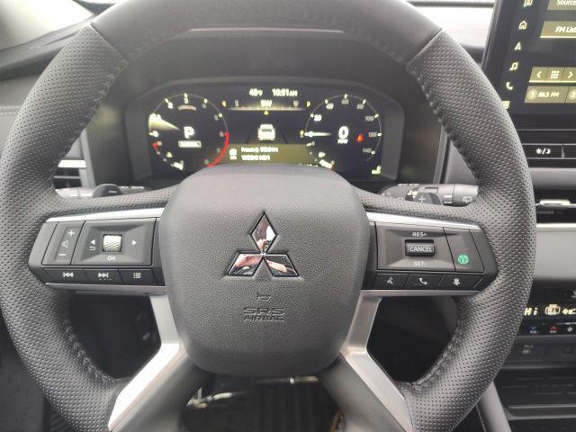 new 2025 Mitsubishi Outlander car, priced at $43,950