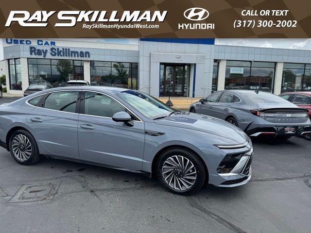 new 2025 Hyundai Sonata Hybrid car, priced at $38,530