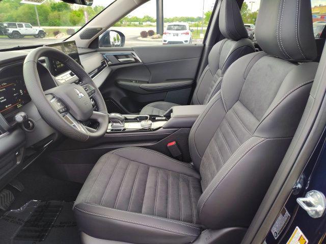 new 2025 Mitsubishi Outlander car, priced at $39,365
