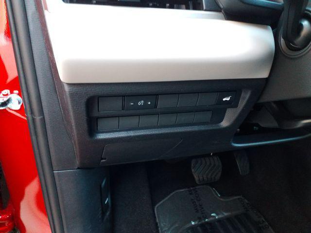 new 2025 Mitsubishi Outlander car, priced at $40,665