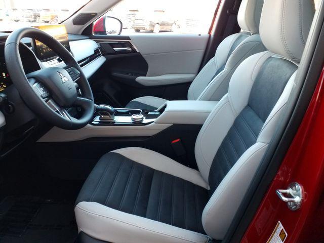 new 2025 Mitsubishi Outlander car, priced at $40,665