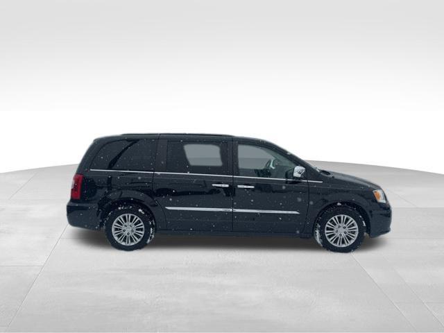 used 2015 Chrysler Town & Country car, priced at $11,990