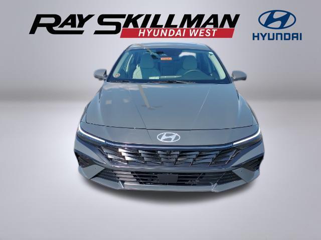 new 2024 Hyundai Elantra car, priced at $26,914