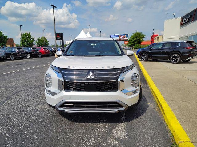new 2025 Mitsubishi Outlander car, priced at $36,730