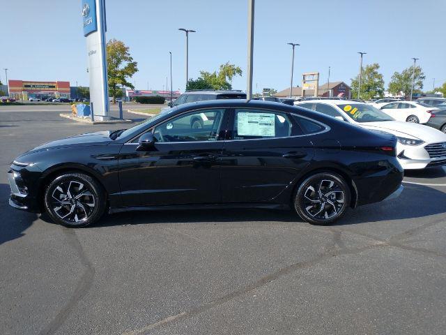 new 2024 Hyundai Sonata car, priced at $29,533