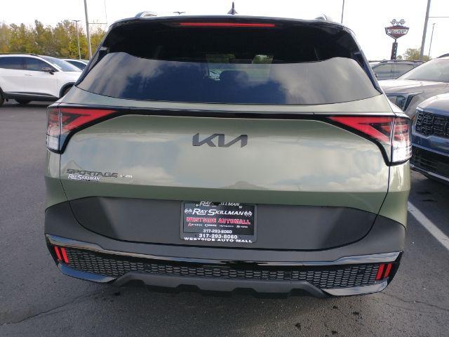 new 2025 Kia Sportage car, priced at $40,155