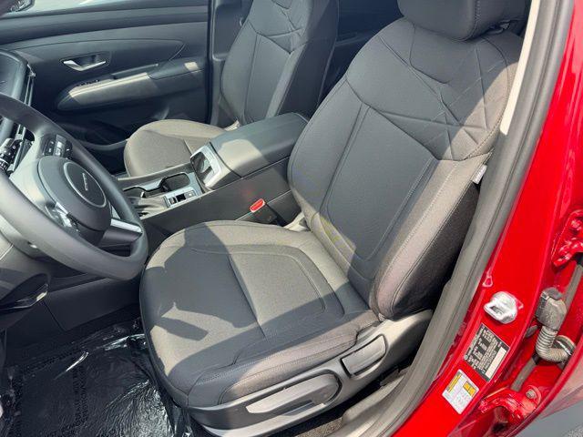 new 2025 Hyundai Tucson car, priced at $29,942