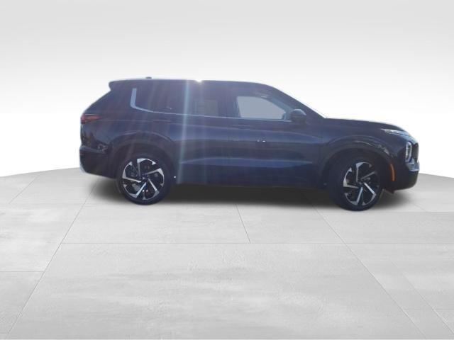 new 2024 Mitsubishi Outlander car, priced at $35,420