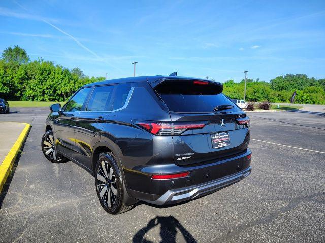 new 2025 Mitsubishi Outlander car, priced at $38,185