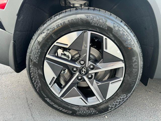 new 2025 Hyundai Tucson car, priced at $34,920