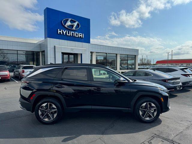 new 2025 Hyundai Tucson car, priced at $34,920