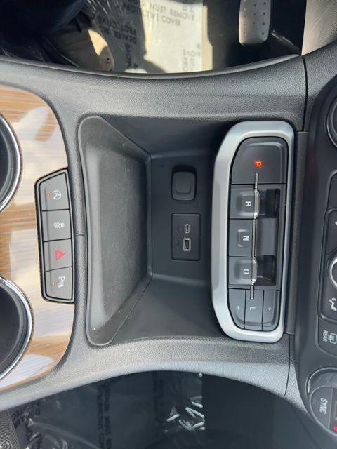 used 2021 GMC Acadia car, priced at $27,990