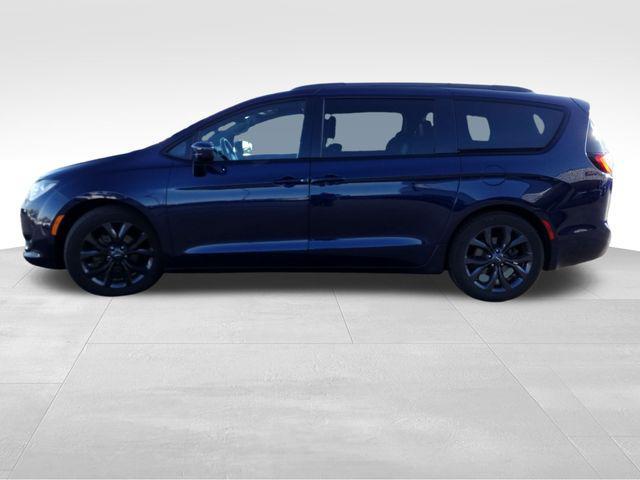 used 2018 Chrysler Pacifica car, priced at $17,708