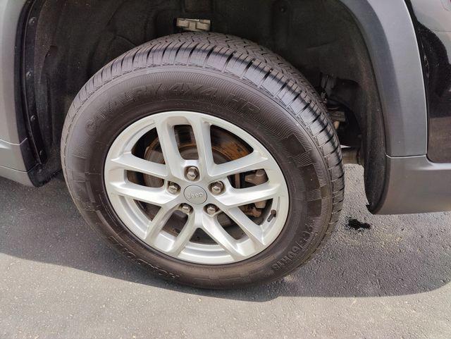 used 2021 Jeep Grand Cherokee L car, priced at $29,900