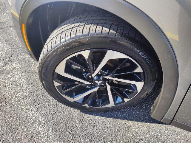 used 2024 Mitsubishi Outlander car, priced at $27,990