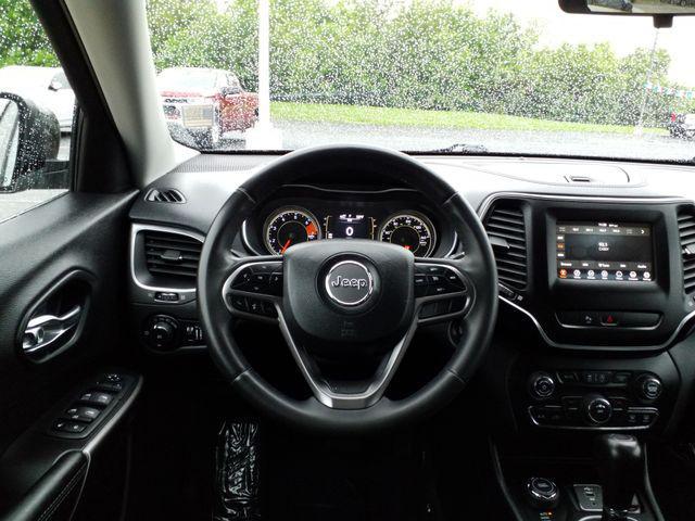 used 2020 Jeep Cherokee car, priced at $19,999