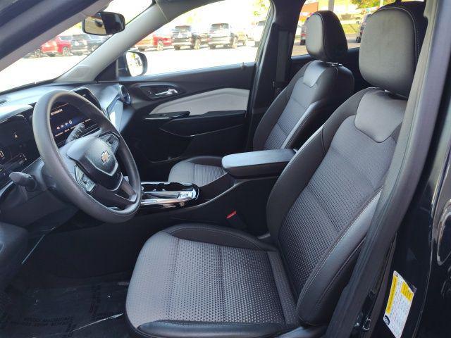 used 2025 Chevrolet Trax car, priced at $24,990