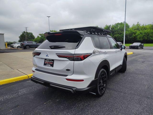new 2025 Mitsubishi Outlander car, priced at $44,260