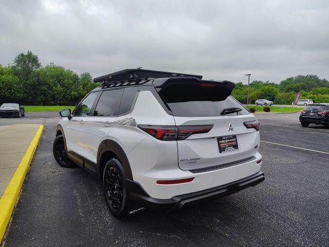 new 2025 Mitsubishi Outlander car, priced at $44,260