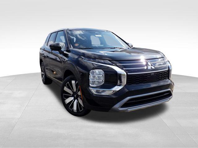 new 2025 Mitsubishi Outlander car