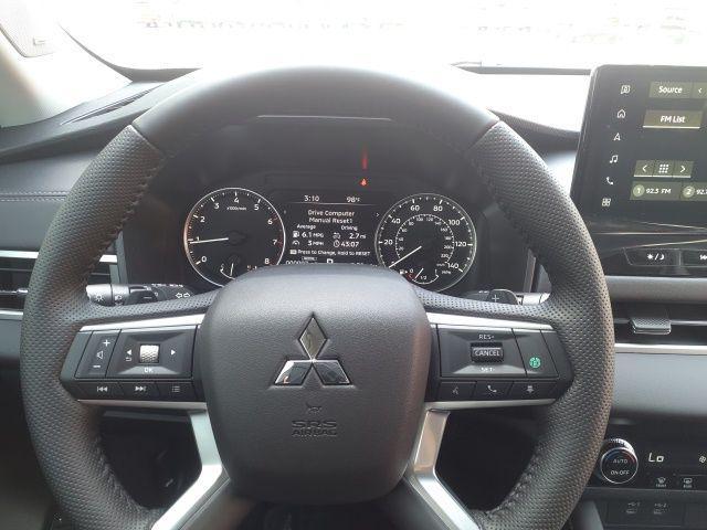 new 2025 Mitsubishi Outlander car, priced at $38,030