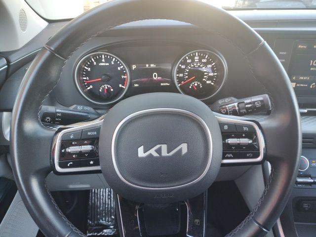 used 2023 Kia Carnival car, priced at $34,990