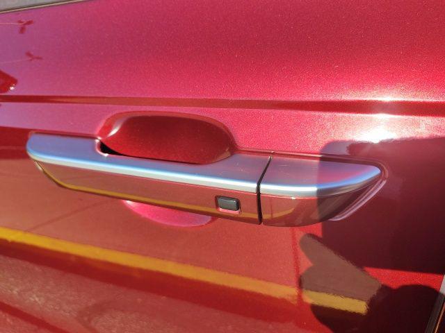 used 2023 Kia Carnival car, priced at $34,990