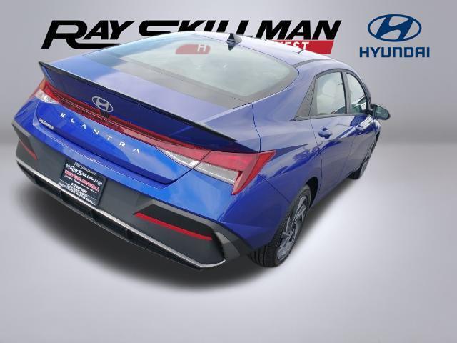 new 2025 Hyundai Elantra car, priced at $23,660