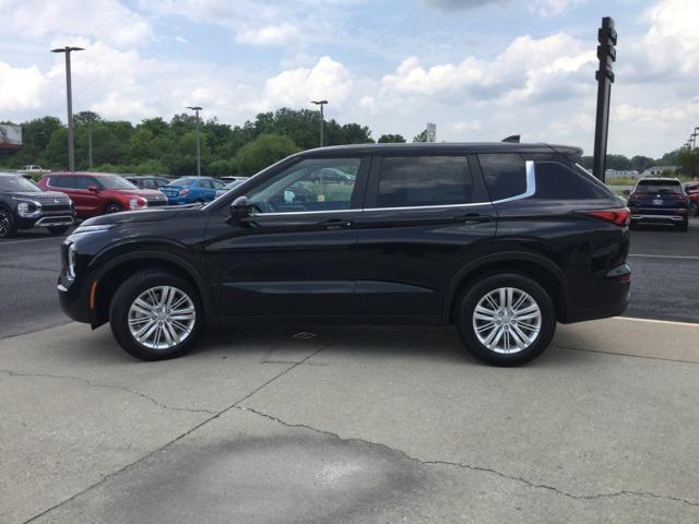 new 2024 Mitsubishi Outlander car, priced at $31,540