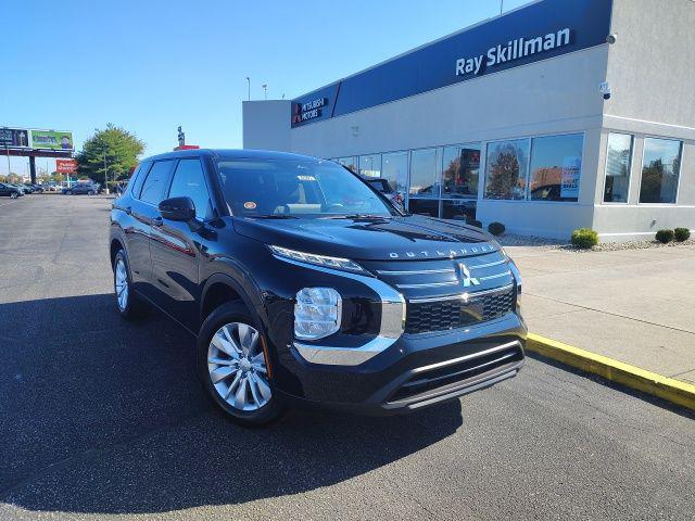 new 2025 Mitsubishi Outlander car, priced at $33,045