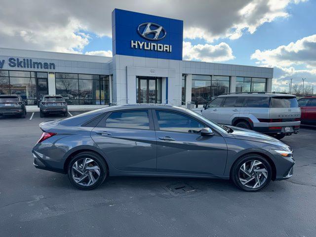 new 2025 Hyundai Elantra car, priced at $22,895