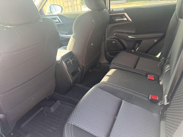 new 2025 Mitsubishi Outlander car, priced at $32,155