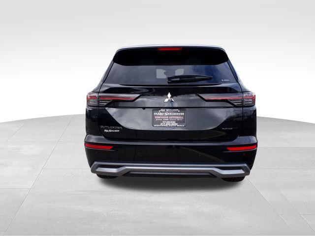 new 2025 Mitsubishi Outlander car, priced at $45,155