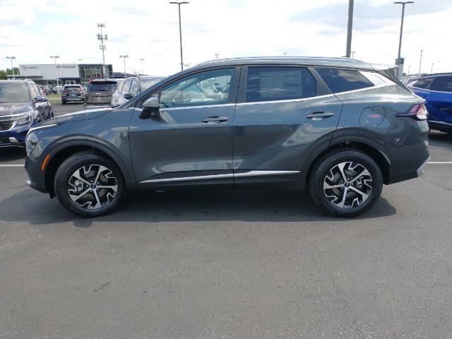 new 2025 Kia Sportage car, priced at $32,895