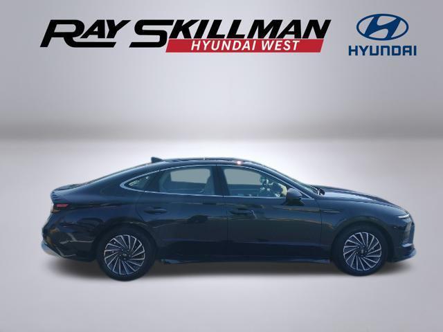 new 2024 Hyundai Sonata Hybrid car, priced at $37,900